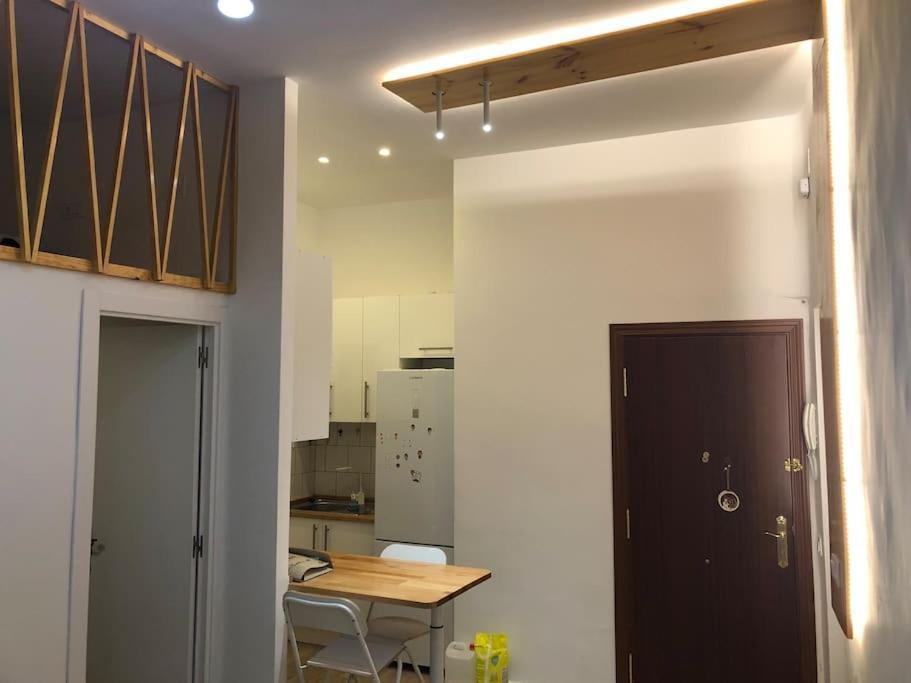 Avda Plaza De Toros, Apartamento Dos Dormitorios Junto A Metro Vistalegre Madrid Exterior foto